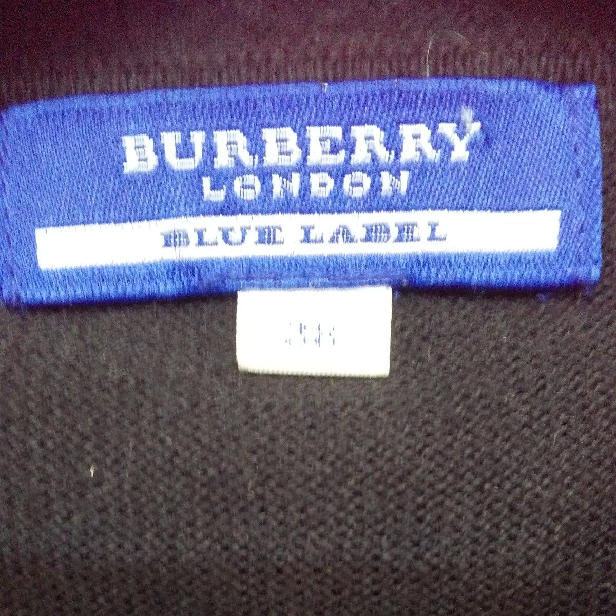 最安値BURBERRYニットパーカー