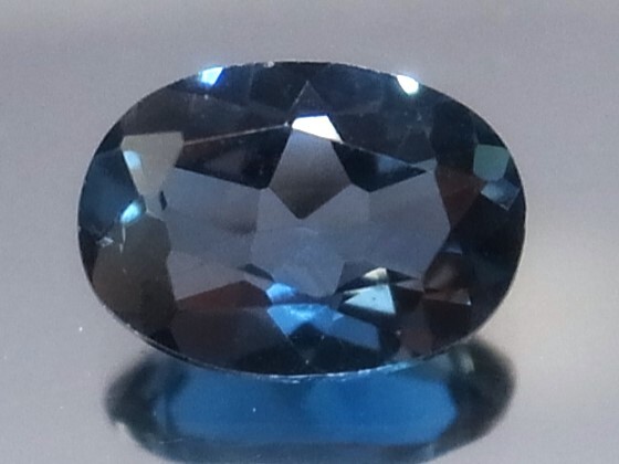 0.76ct 新品・天然ロンドンブルートパーズ マダガスカル産_画像1