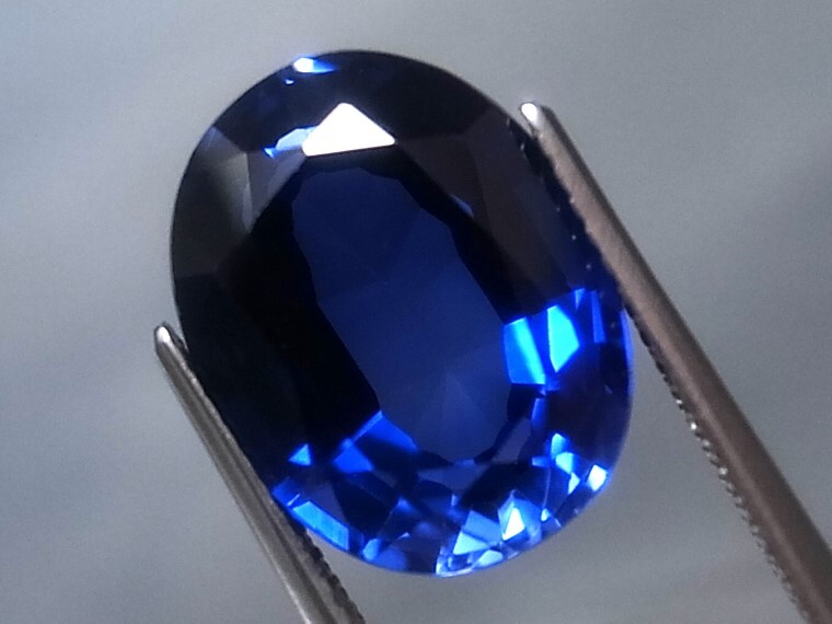 10.32ct new goods * corn flower blue color compound sapphire 