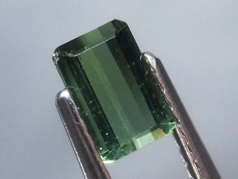 0.62ct 新品・天然グリーントルマリン角カット石 ブラジル産_画像5