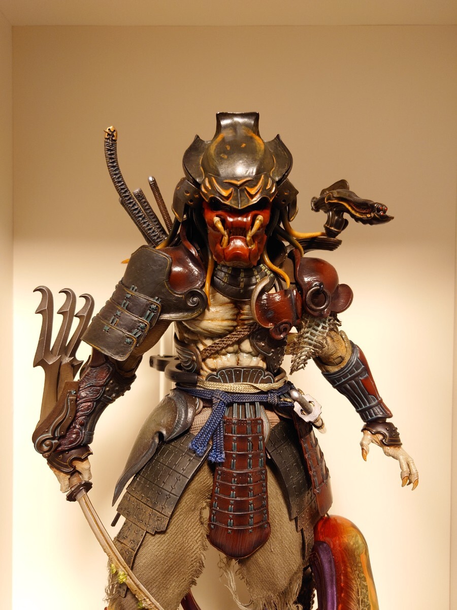 【開封品】 ホットトイズ サムライ・プレデター アーティスト・コレクション 竹谷隆之 x 鬼木祐二 AVP 1/6 フィギュア HOTTOYS エイリアン_画像2