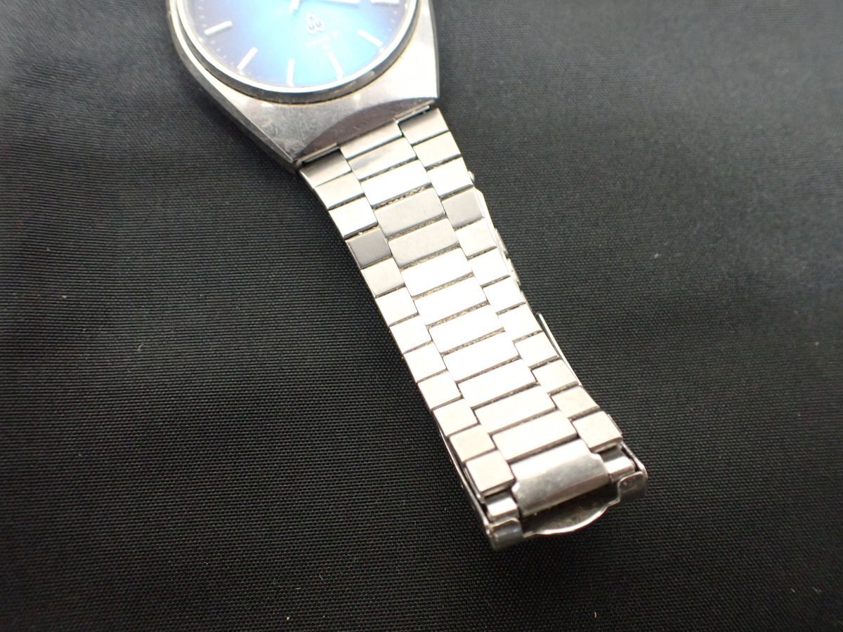 D857-60-M　SEIKO セイコー　クオーツ　タイプⅡ（TYPEⅡ）エメラルドブルー文字盤　7123-7000　純正ベルト付き　メンズ腕時計　　_画像7