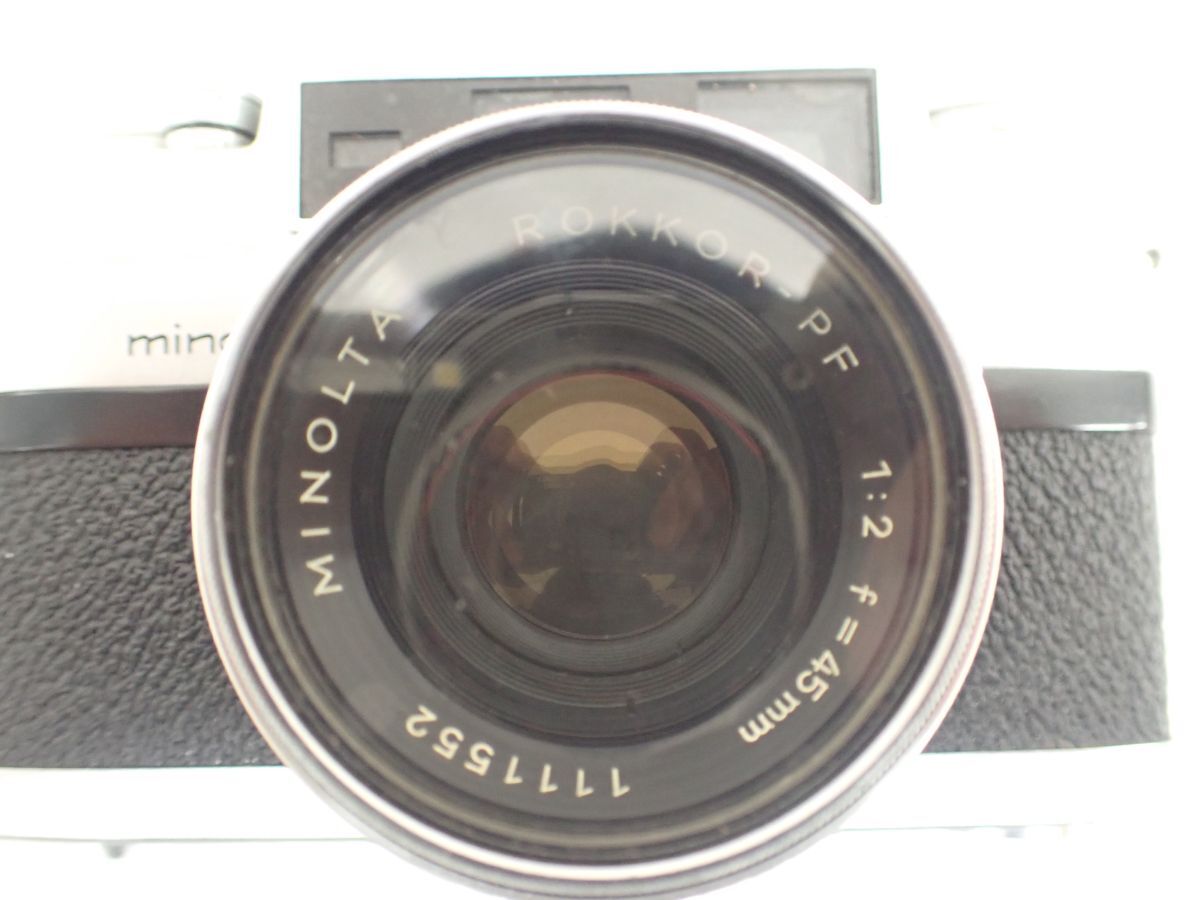 D882-60　MINOLTA ミノルタ　V2 フィルムカメラ レンジファインダー 、レンズ　MINOLTA ROKKOR-PF　1：2　f=45mm レザーケース付き_画像7