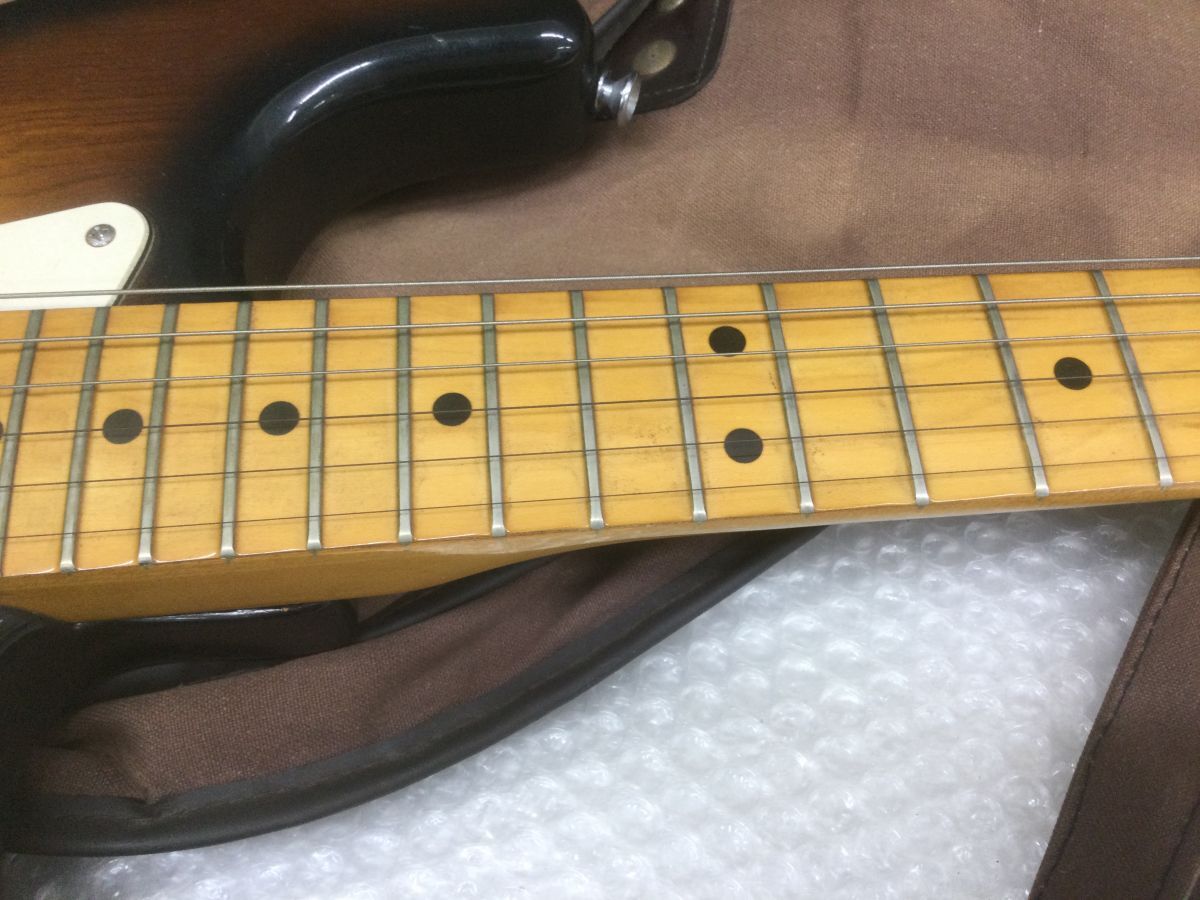 D964-160【音出し確認済み 希少 レア】Fresher フレッシャー 3バースト リズムボックス内臓ギター FS-686 エレキギター /ヴィンテージtの画像5