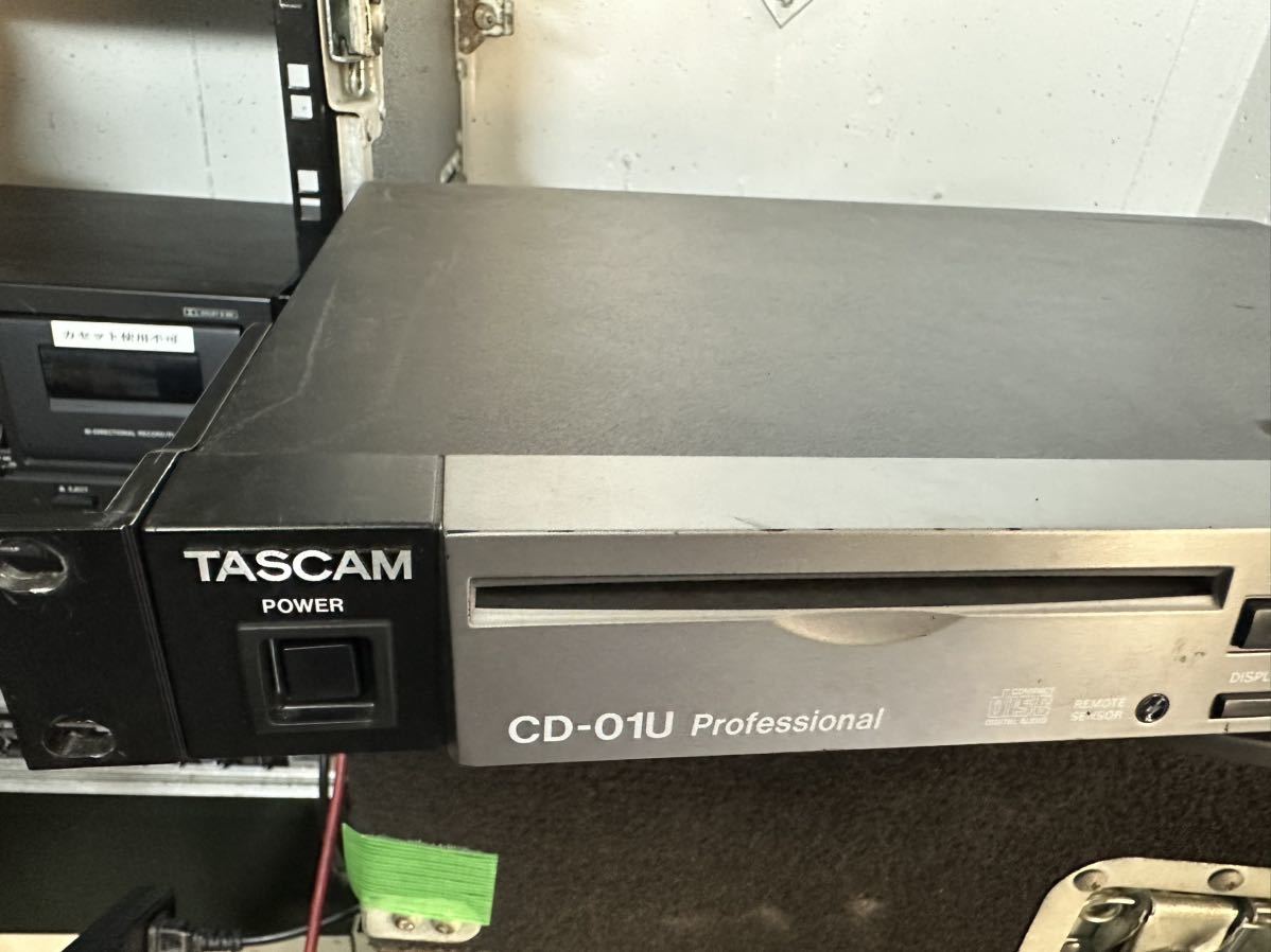 TASCAM 業務用CDプレイヤー CD-01U Professional _画像5