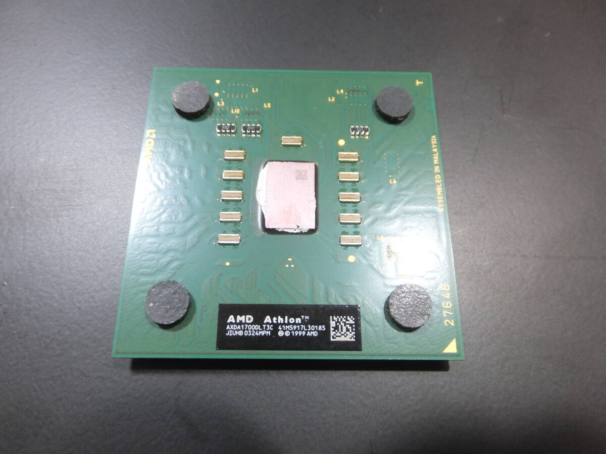  postage \\130~! AMD Athlon AXDA 1700 DLT3C Socket 462 CPU