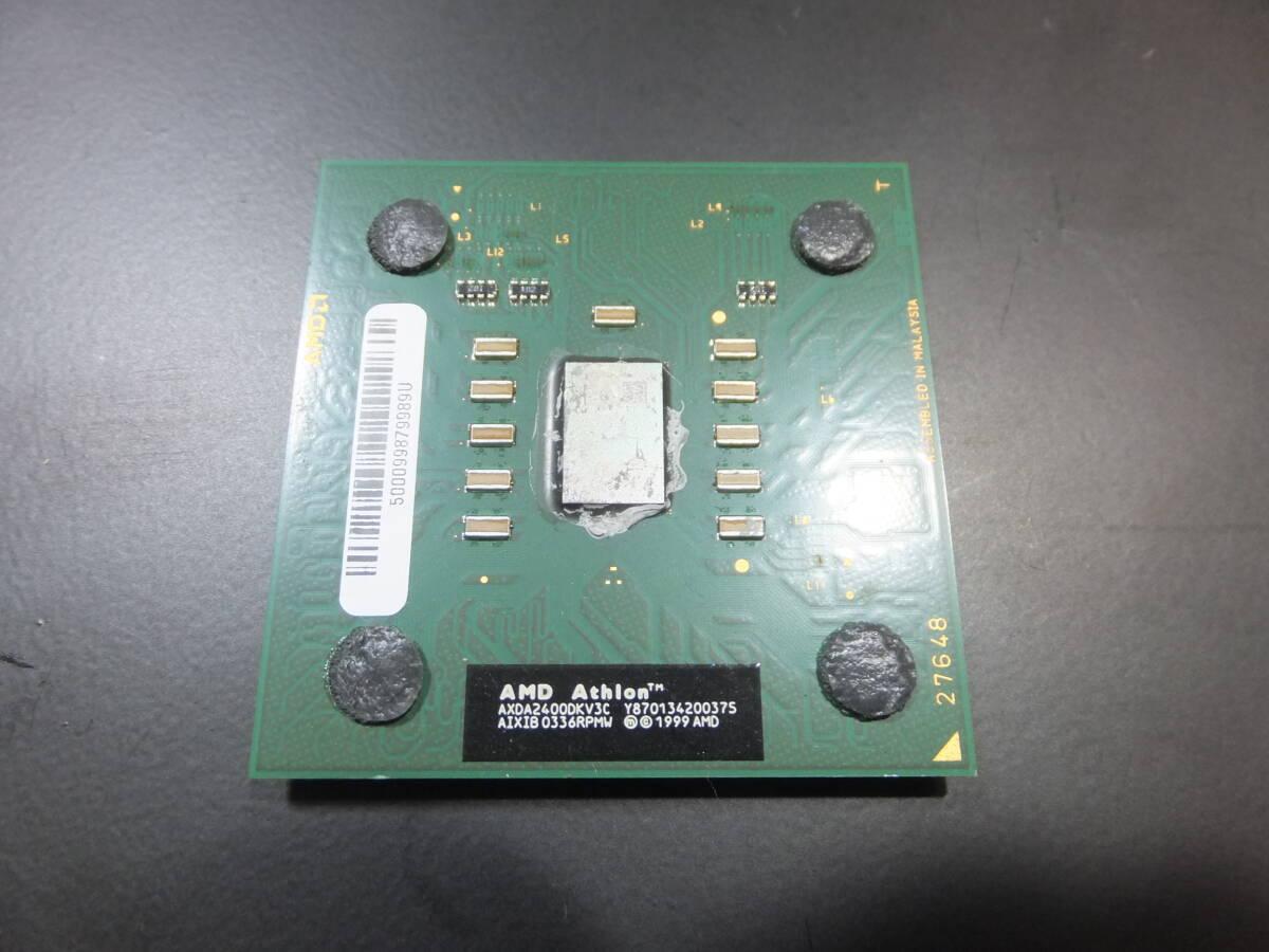 送料\130～! AMD Athlon AXDA 2400 DKV3C Socket 462 CPUの画像1