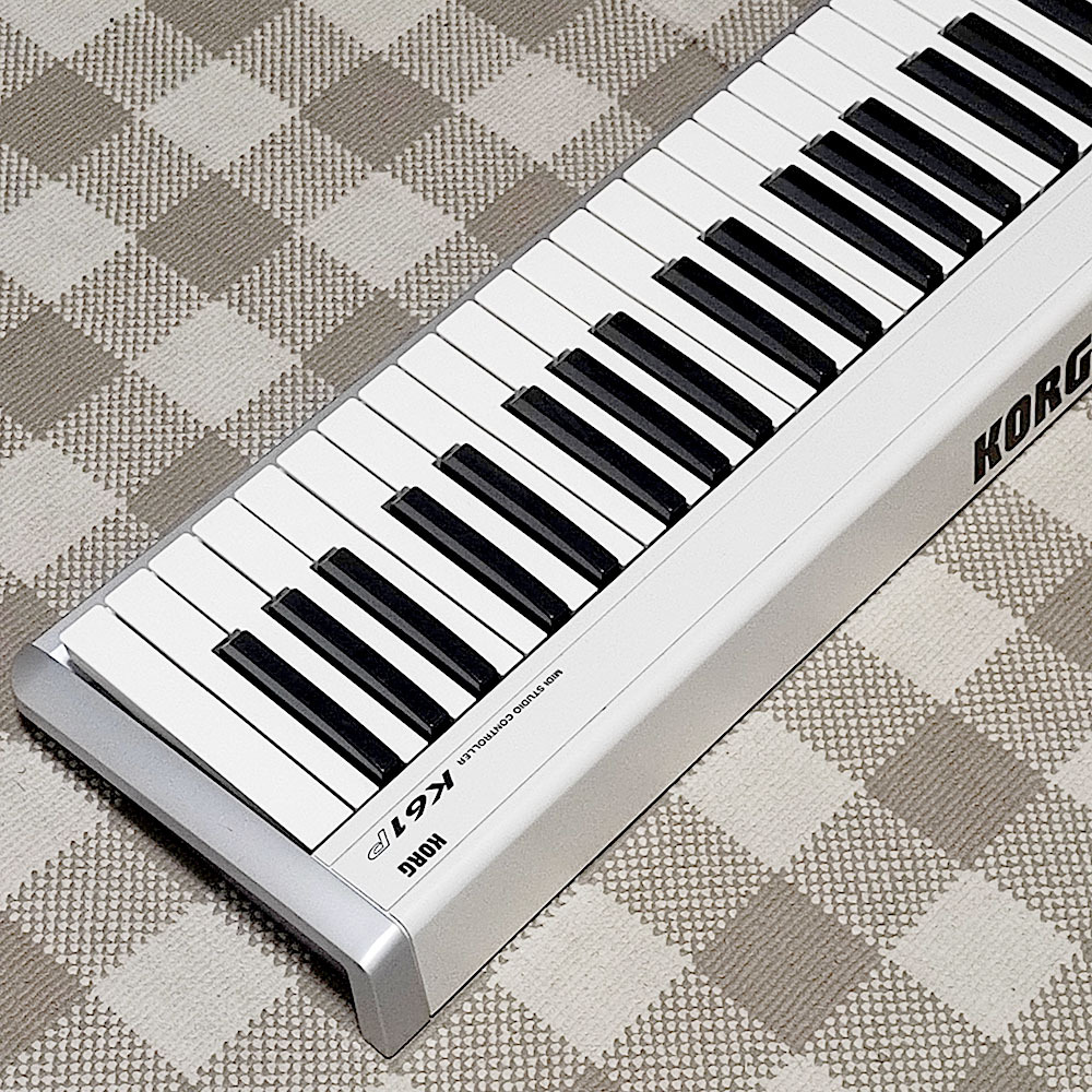 KORG 音源内蔵 MIDIキーボード 苦 K61P 61鍵盤 動作確認 電子
