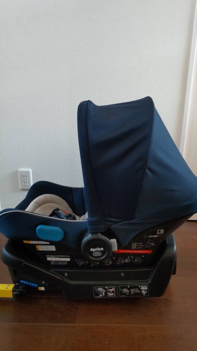  Aprica (Aprica)s Move travel system in fan to car seat navy 