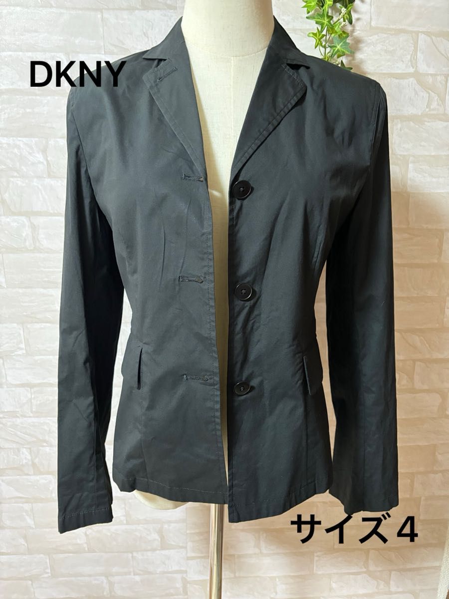 テーラードジャケット ジャケット ブラック　DKNY 3つボタンジャケット　サイズ表記4 ダナキャラン