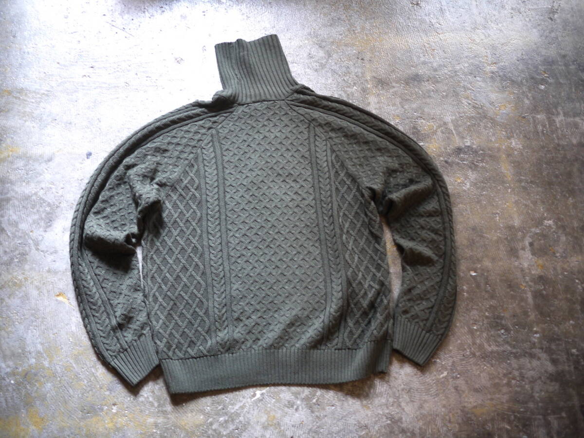 新品未使用 Lサイズ NIKE Cable Knit Turtleneck Sweater ナイキ ケーブル タートルネック ニット L/S セーター /カーゴカーキ_画像4