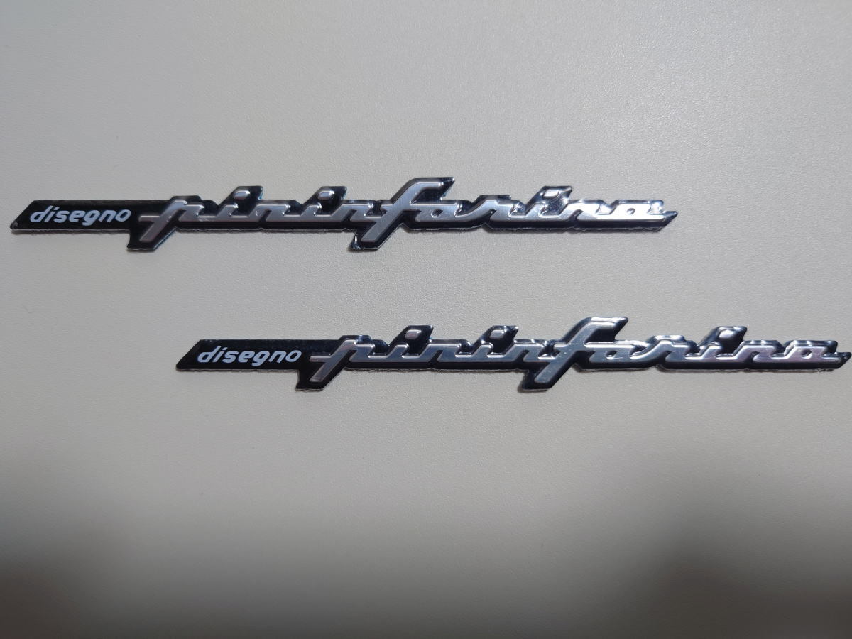アルファロメオユーザー向け 「disegno Pininfarina」 3D アルミバッジ 2枚セット