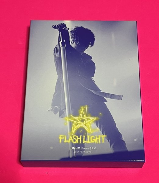 Blu-ray+DVD JUNHO From 2PM Solo Tour 2018 FLASHLIGHT 完全生産限定盤 ジュノ #C962の画像1