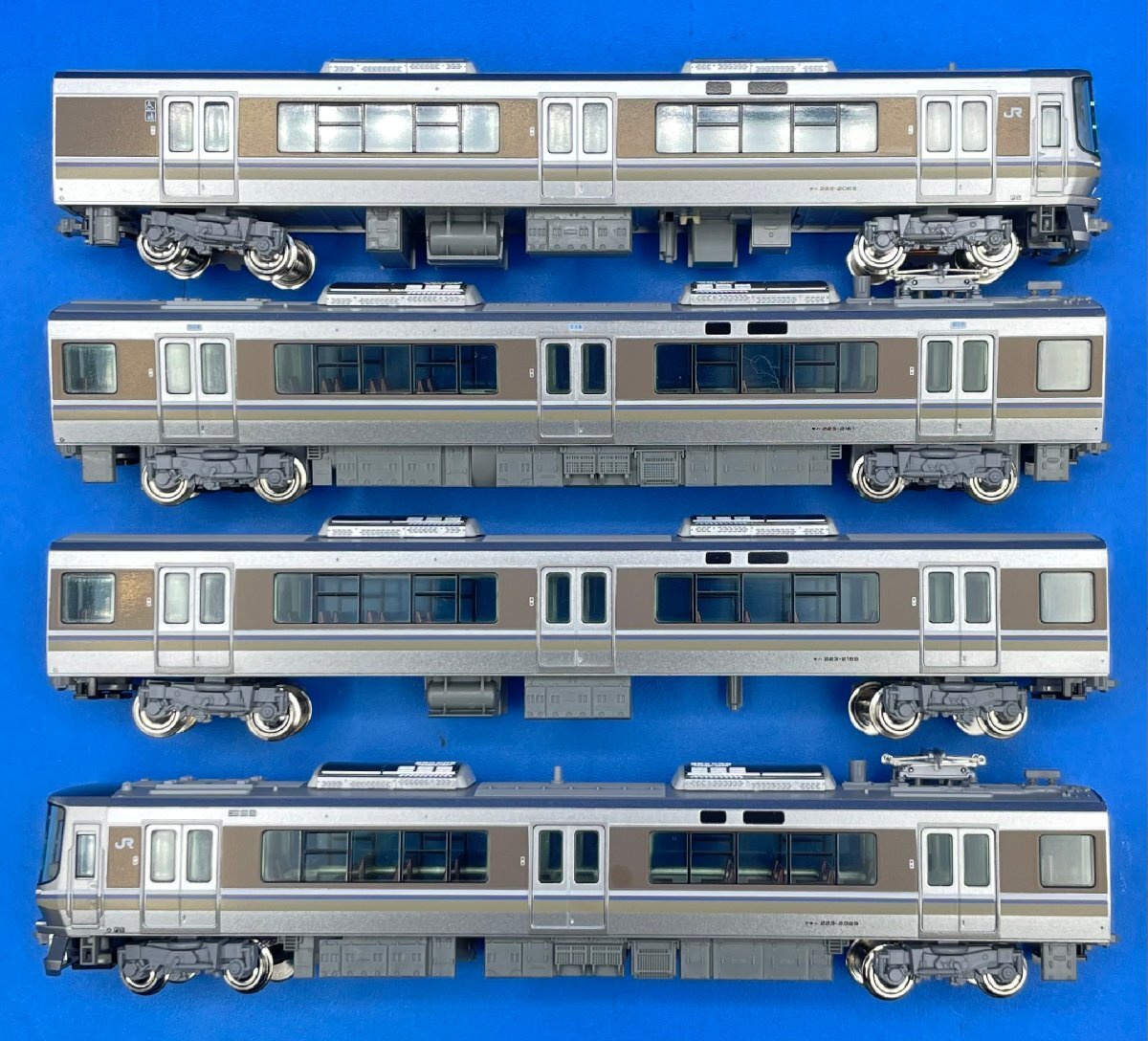 ☆4CK1405　N_EC　KATO　カトー　JR西日本　223系　2000番台　新快速　4両セット　品番10-1677_画像4