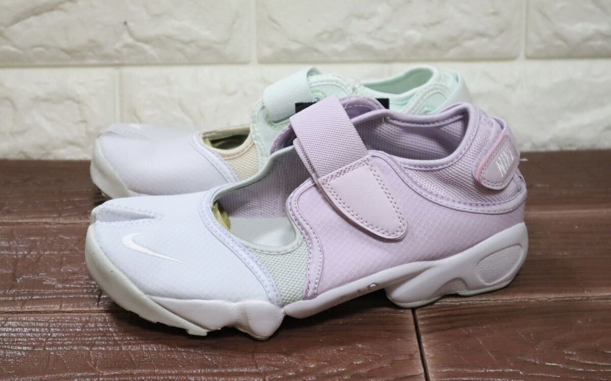 新品 24㎝ NIKE ナイキ ウィメンズ エア リフト ブリーズ 新品 24㎝ NIKE ナイキ ウィメンズ エア リフト ブリーズ