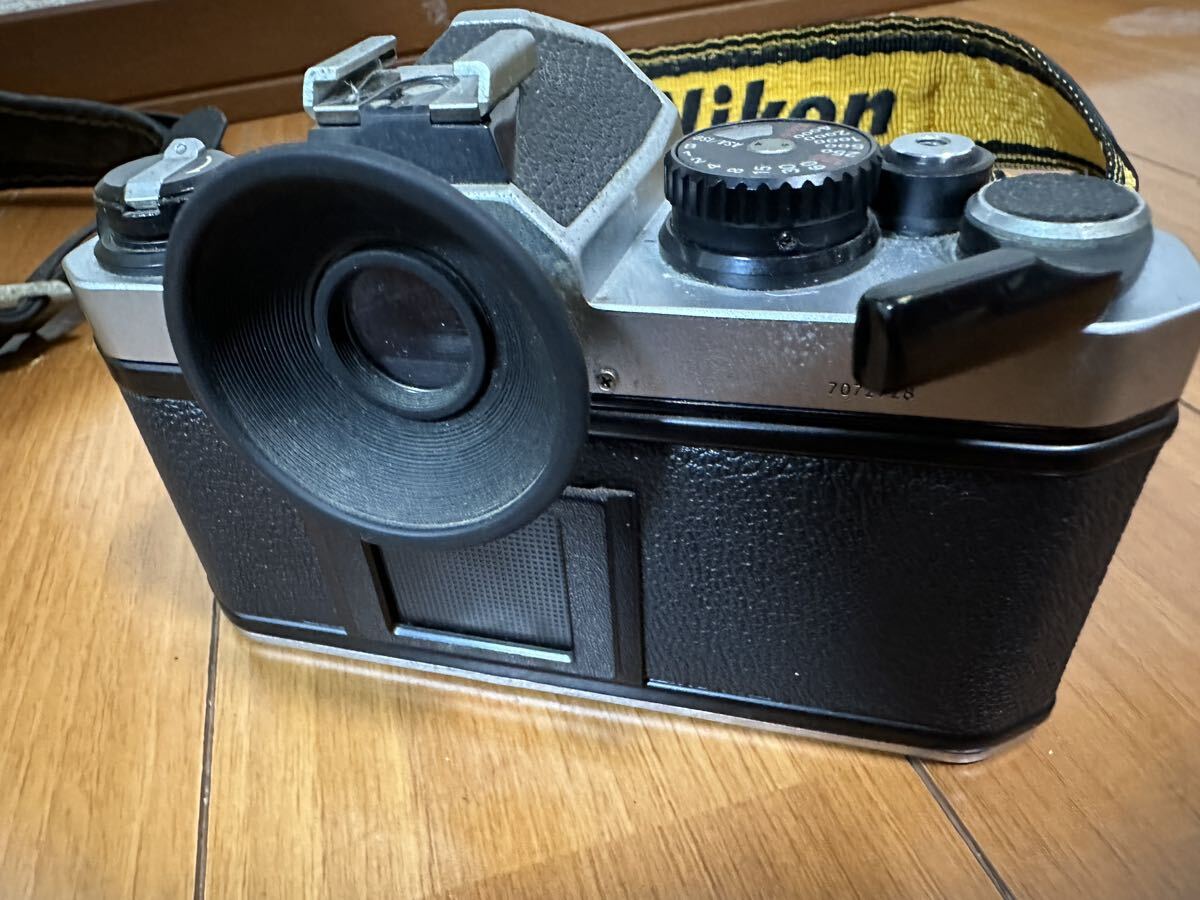 レア Nikon フルセット FM2 一眼レフカメラ レンズとNikon バッグ レアな商品まとめ売りの画像7