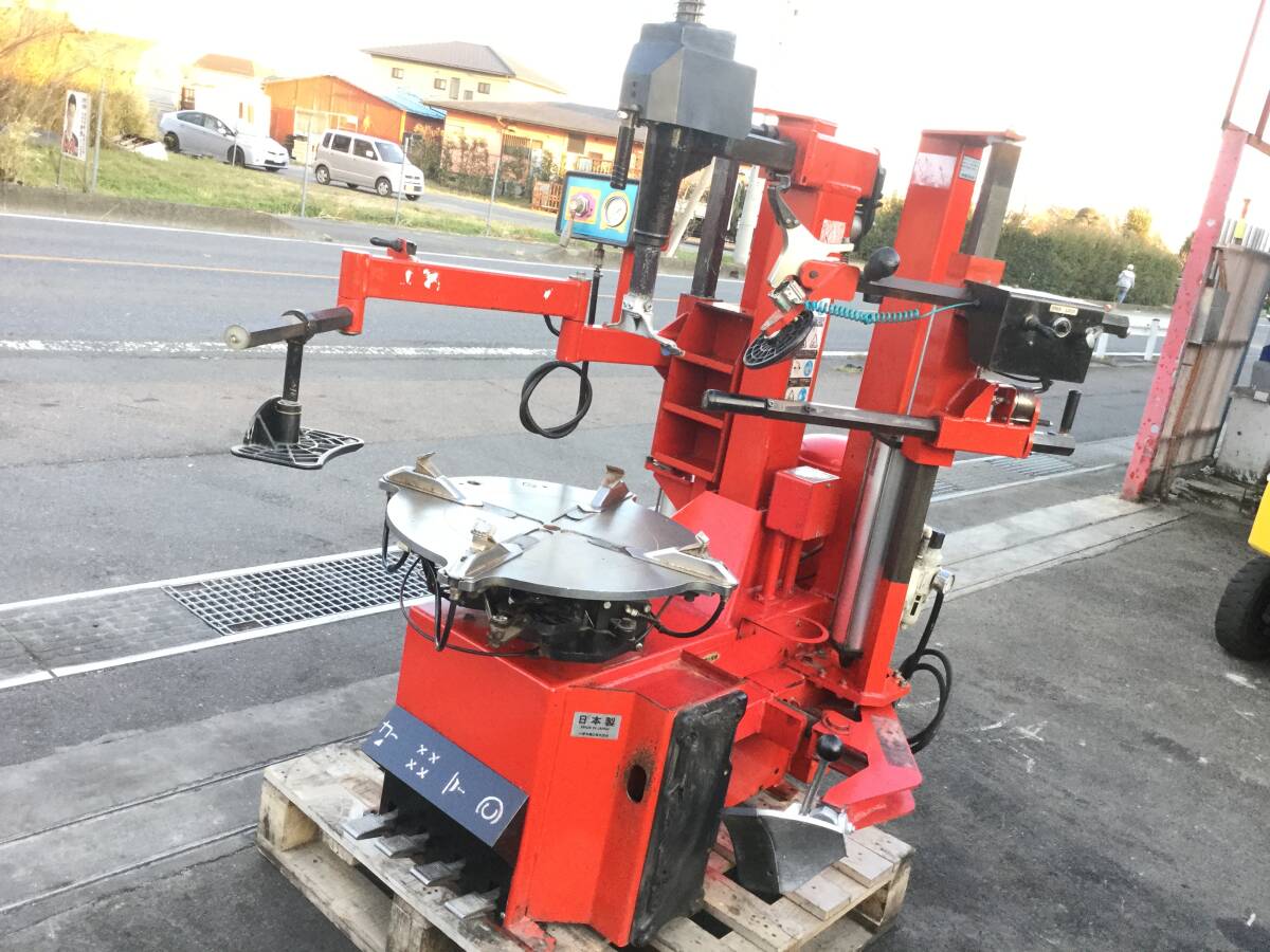 タイヤチェンジャーPC TIRE CHANGER 3相200V 中古