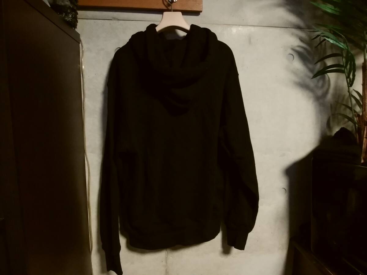 【TMT】スウェットパーカM 日本製 ビッグロゴ 「AUTHENTIC HEAVY SWEAT HOODIE(TMT) パーカ」 人気アイテム_画像2