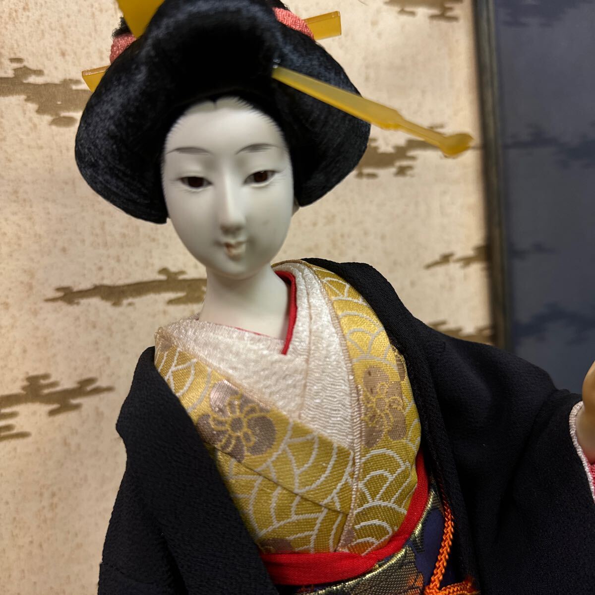 ◆中古 日本人形 寿 女性 着物 かんざし コレクション ガラスケース付 置物 飾り 和風 インテリア 昭和レトロ 155-72_画像6