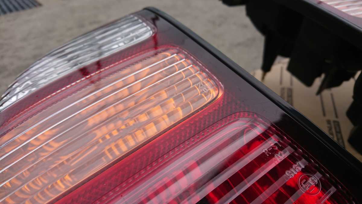 RAV4 original tail lamp left right set for latter term Toyota tail light sxa10g sxa10w sxa11g sxa11w sxa15g sxa15w sxa16g sxa16w first generation RAV4 latter term 