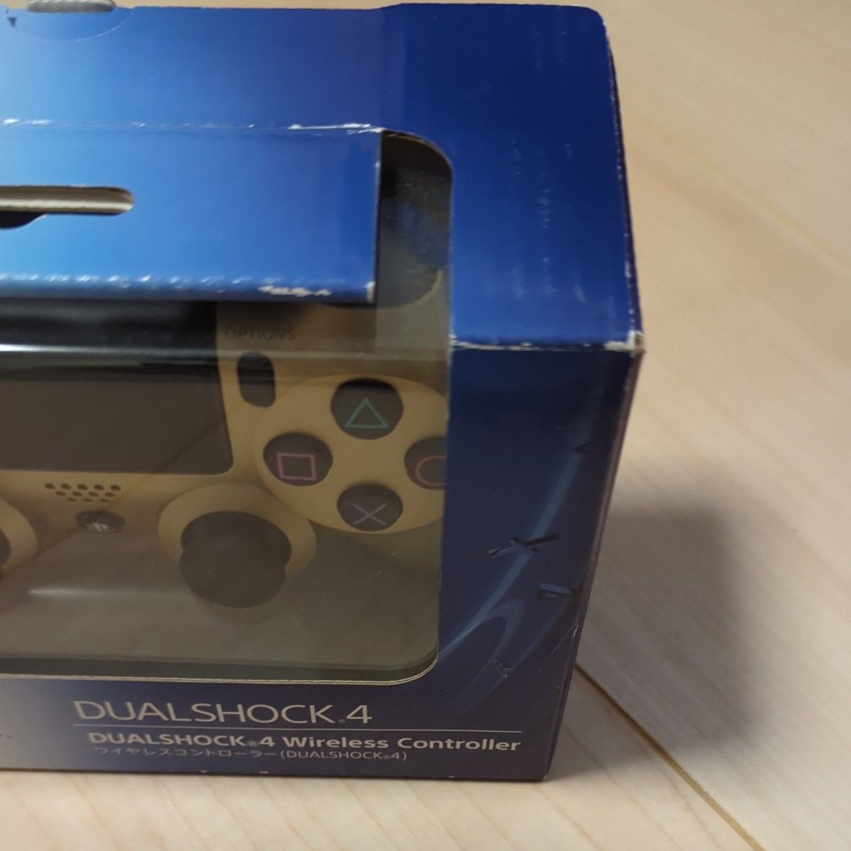 PlayStation4 DUALSHOCK4 ワイヤレスコントローラー　ゴールド (CUH-ZCT2J14) 