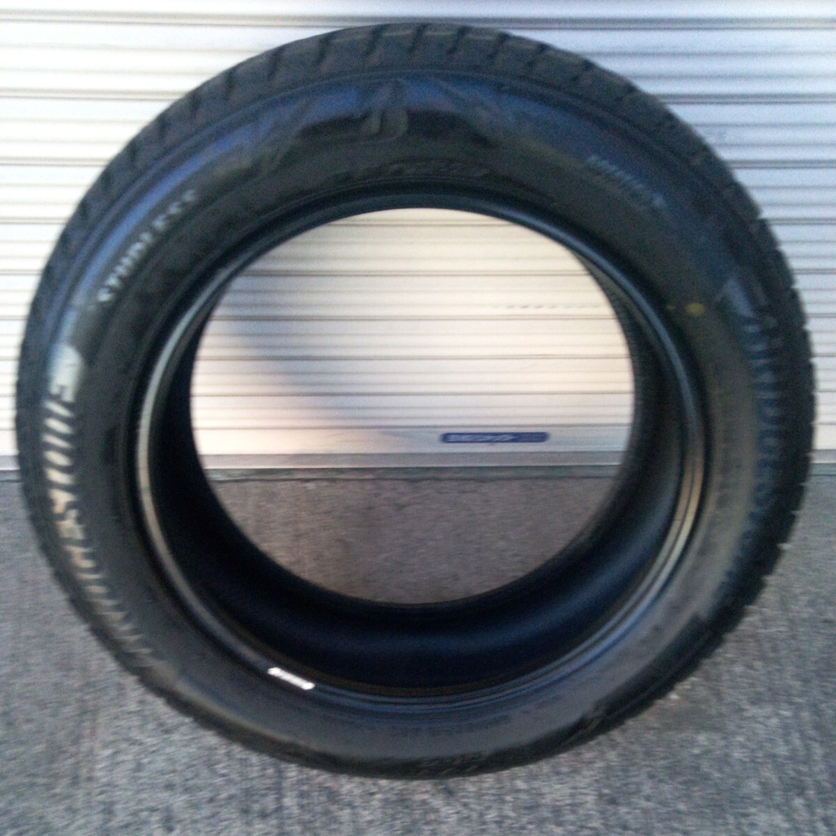 【バリ山】BRIDGESTONE 　ブリヂストン　 BLIZZAK　 DM-V3 　225/55R18 　20年製　1本_画像1