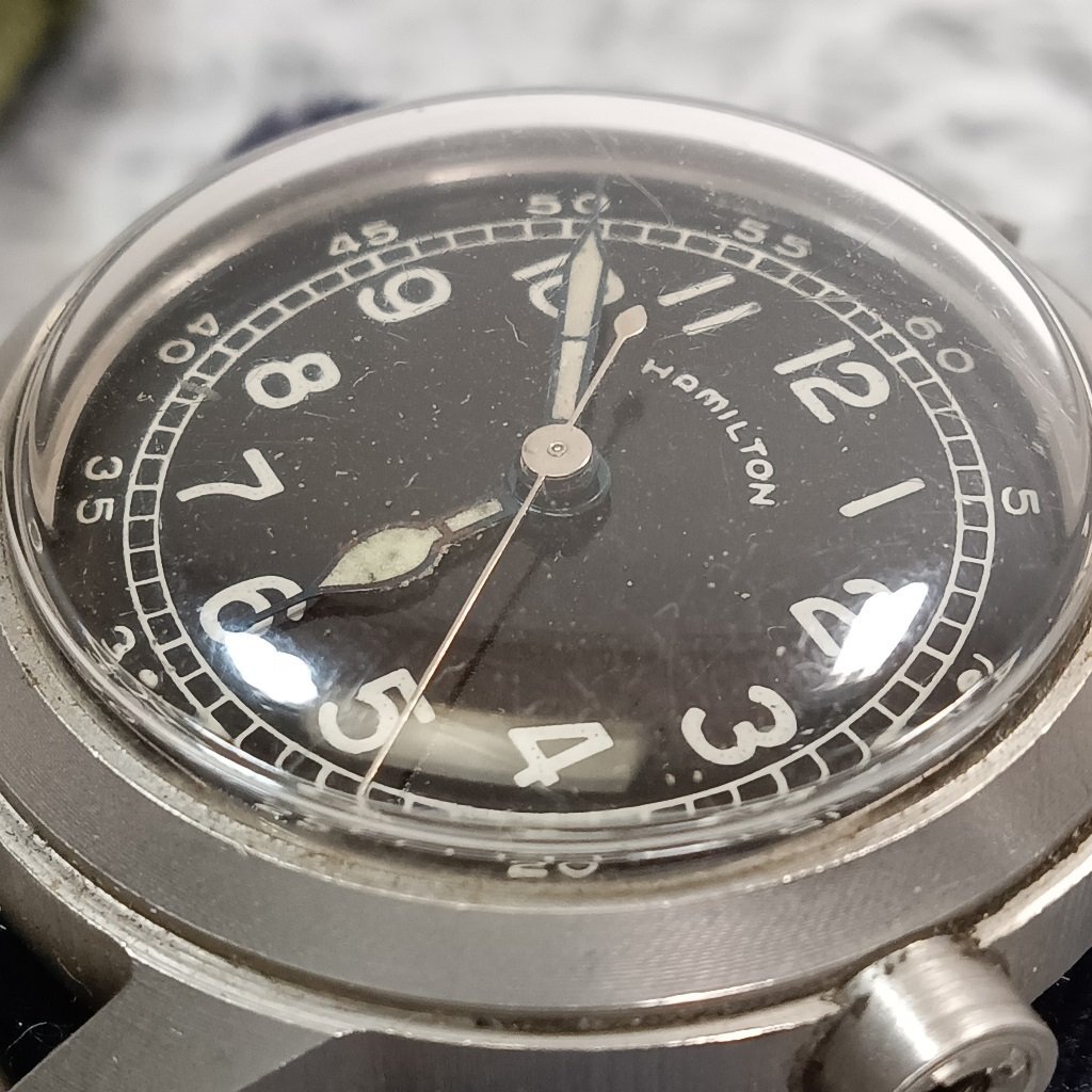 ジャンク品 不動品 Hamilton ハミルトン ミリタリーウォッチ 黒文字盤メンズ 腕時計 部品 ■nmx-969