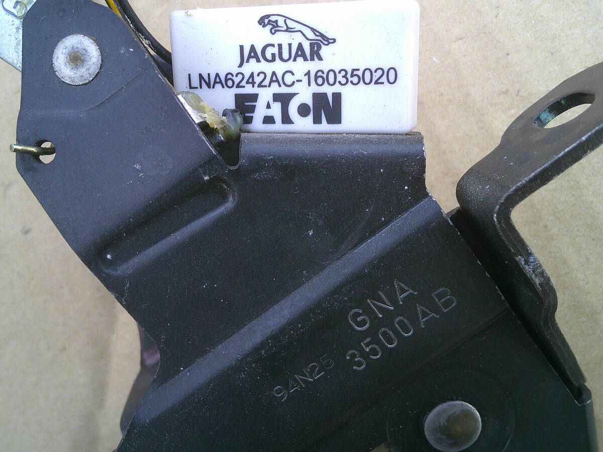★ ジャガー X300 XJ リア トランクロック LNA6242AC ★ XJ6 JLDA _画像3