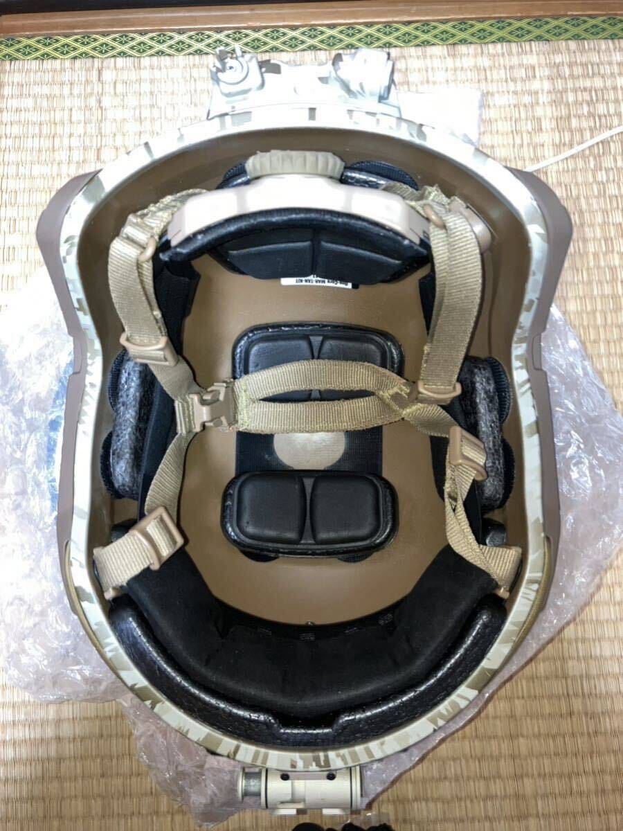 TMC製OPS-CORE HW レプリカヘルメット(付属品多数あり) AOR1の画像7