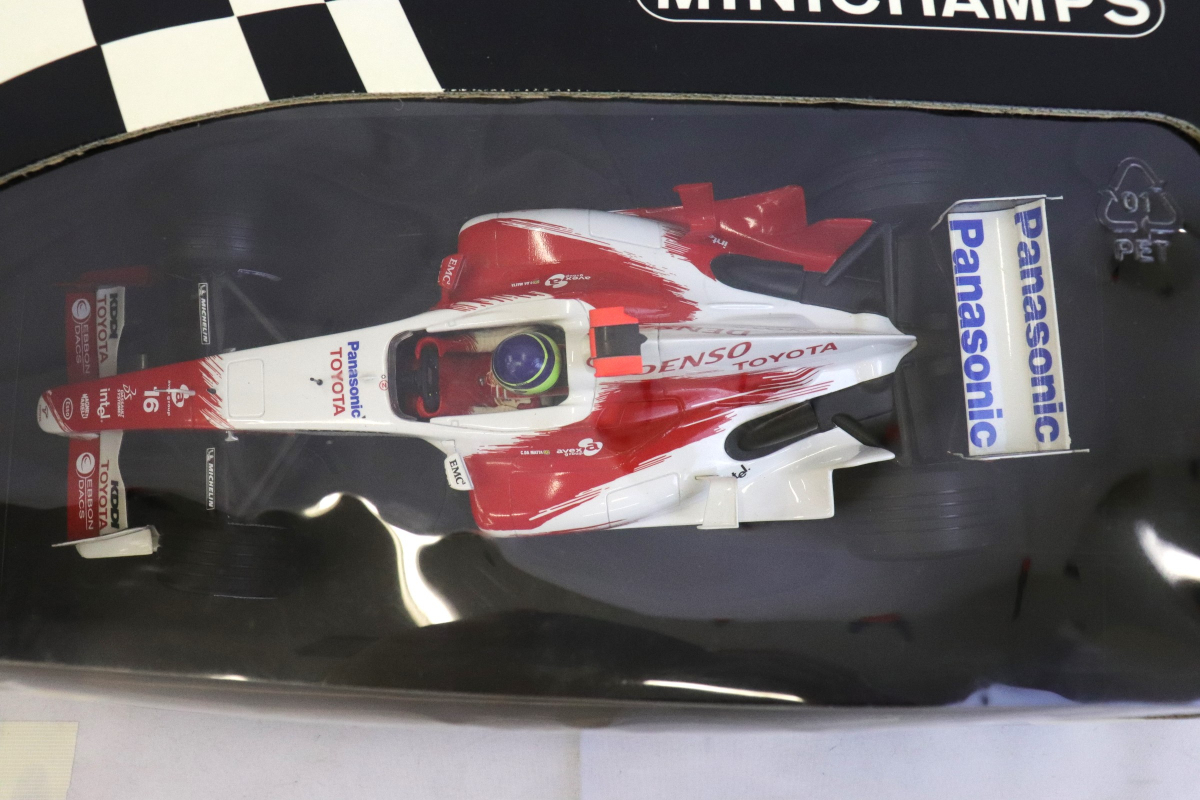 MINICHAMPS 1/18 Panasonic Toyota Racting TF104 004BRABG57_画像7