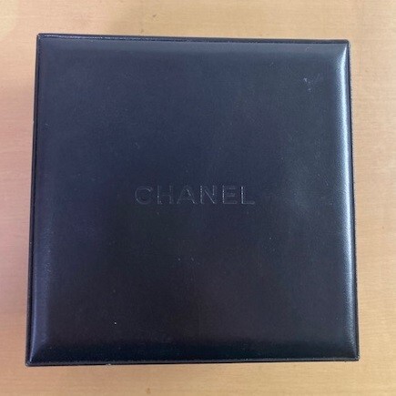 CHANEL専用箱２点＆専用巾着袋２点の画像5