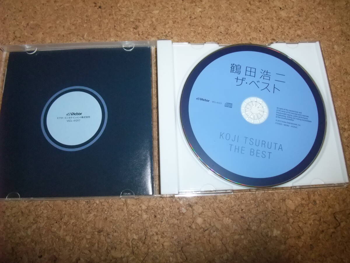 [CD] 鶴田浩二 ザ・ベスト / 街のサンドイッチマン 好きだった 傷だらけの人生 さすらいの舟唄 彌太郎笠 ハワイの夜 赤と黒のブルースの画像2