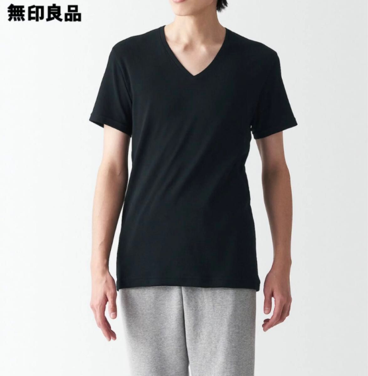 未使用　無印良品　Vネック半袖Tシャツ 黒