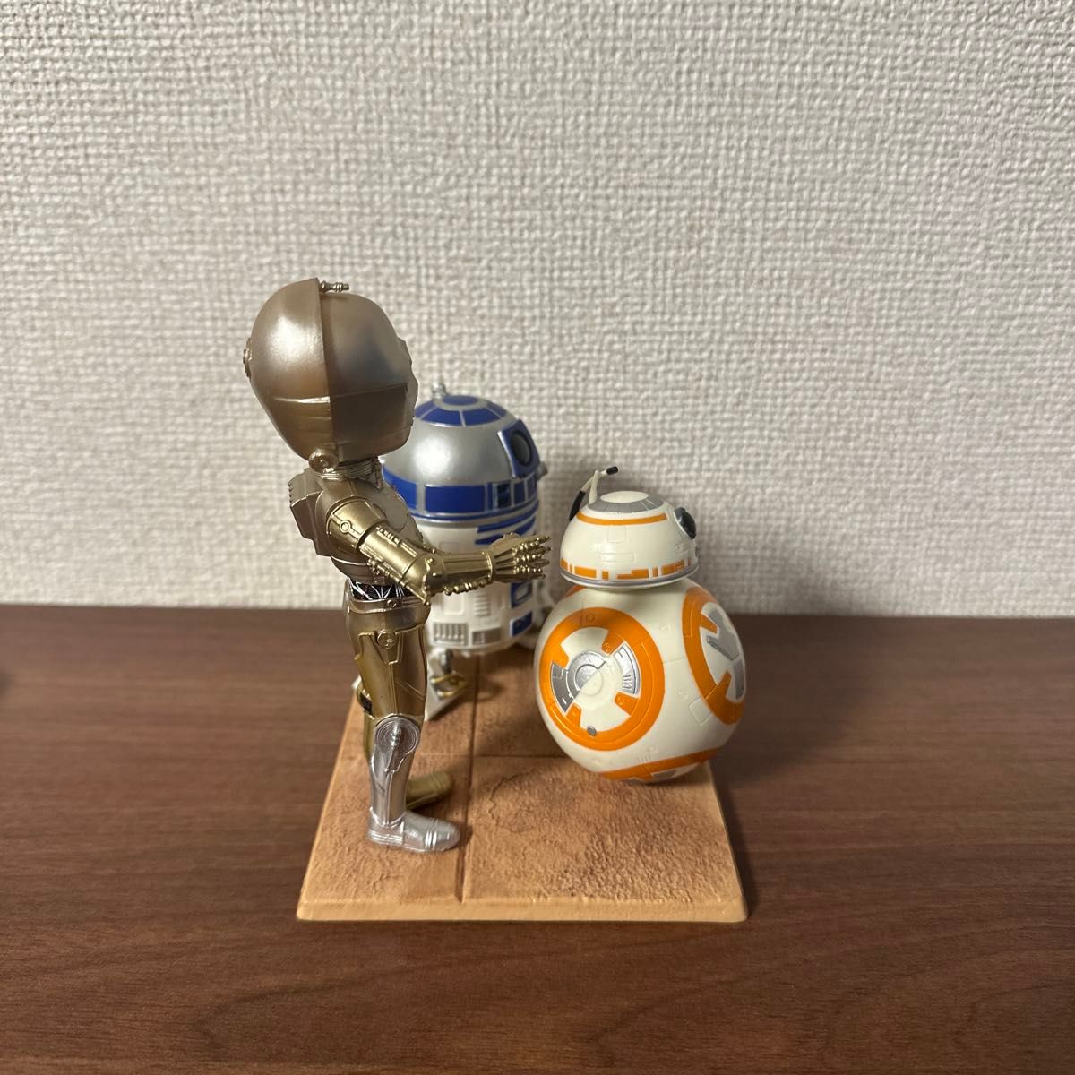 スターウォーズ R2-D2 C-3PO BB-8 フィギュア