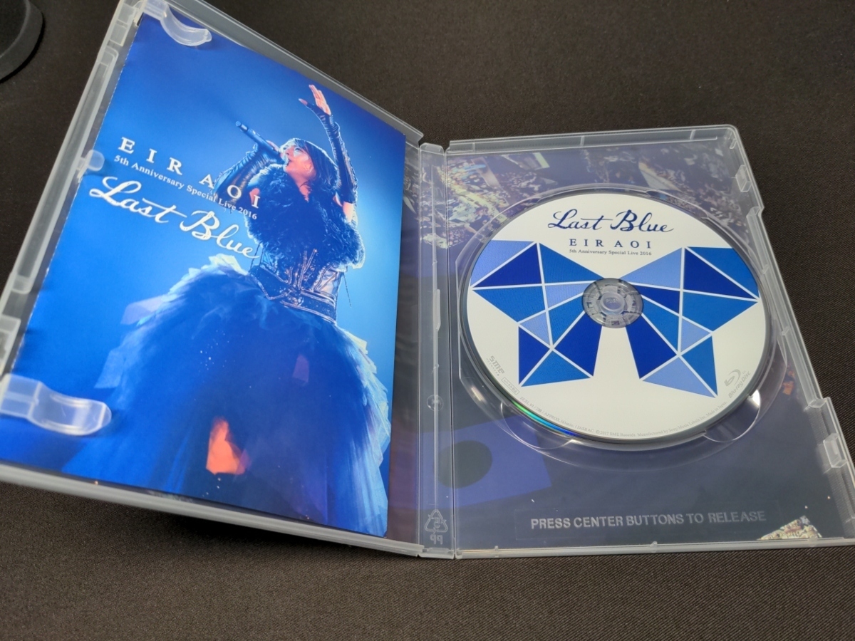 セル版 Blu-ray 藍井エイル / Eir Aoi 5th Anniversary Special Live 2016 LAST BLUE at 日本武道館 / cg203の画像4