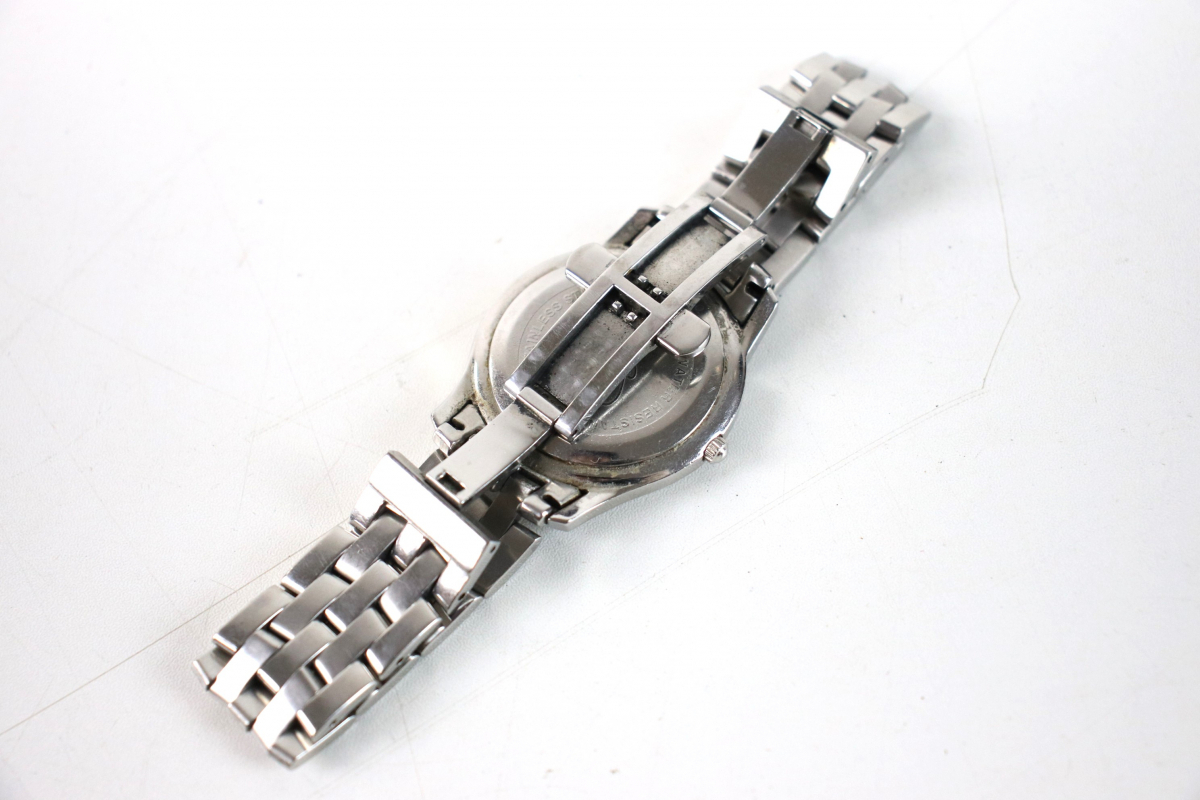 【動作未確認】GUCCI 5500M グッチ シルバー ブラック 黒文字盤 腕時計 メンズ ウォッチ ブランド 腕時計 ファッション 010JLJJH61_画像7