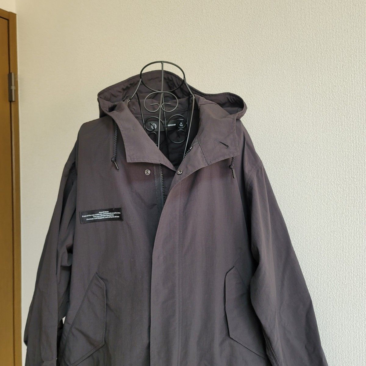 新品】即完売品 GU×UNDERCOVER 2WAYオーバーサイズモッズコート 新品】即完売品 GU×UNDERCOVER 2WAYオーバーサイズモッズコート