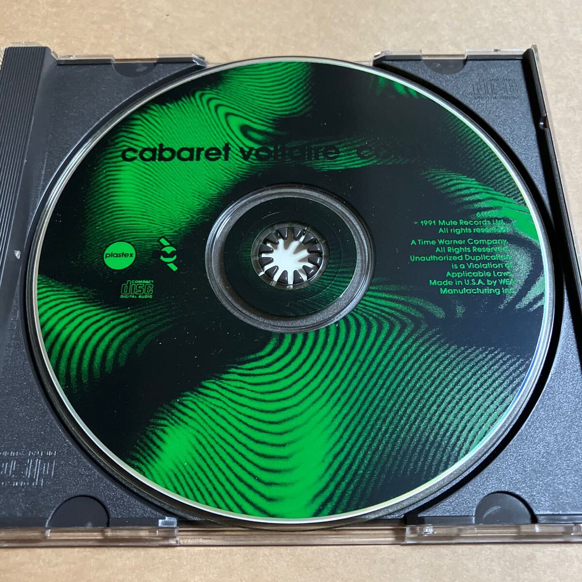 CD CABARET VOLTAIRE / COLOURS MUTE/PLASTEX961196-2 キャバレー・ヴォルテール US盤 ジャケットツメ跡、傷みあり_画像3