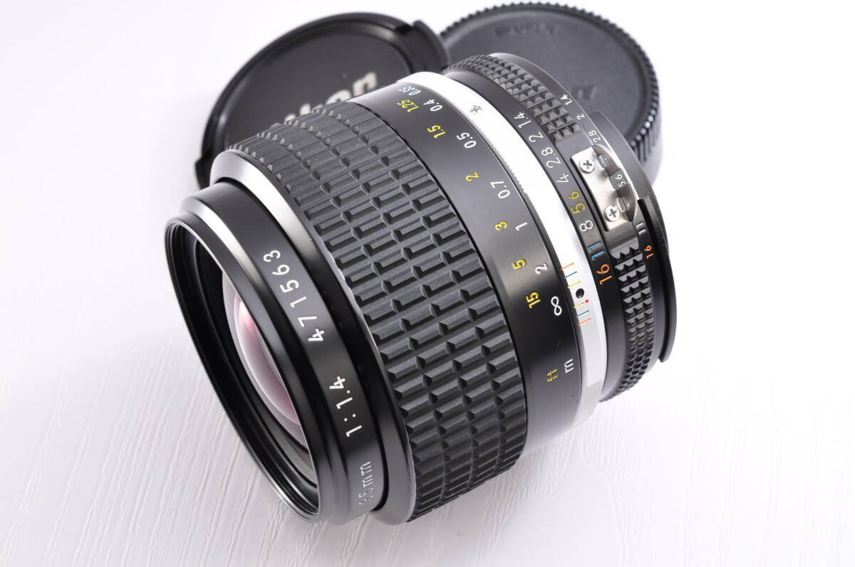 Nikon Ai-S NIKKOR 35mm F1.4　35/1:1.4　ニコン　AISニッコール　MFレンズ　#1319_画像1