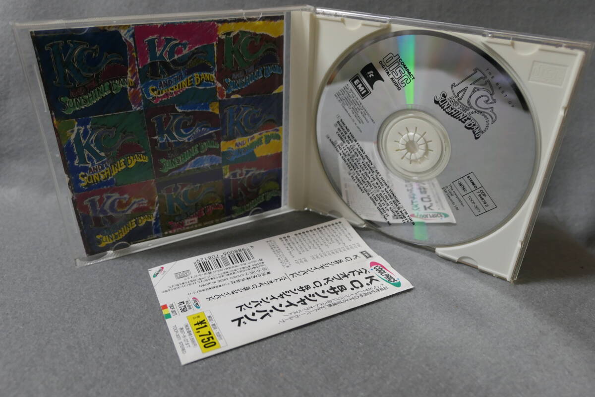 【中古CD】THE BEST OF KC AND THE SUNSHINE BAND / ベスト・オブ・K.C. & サンシャイン・バンド _画像3