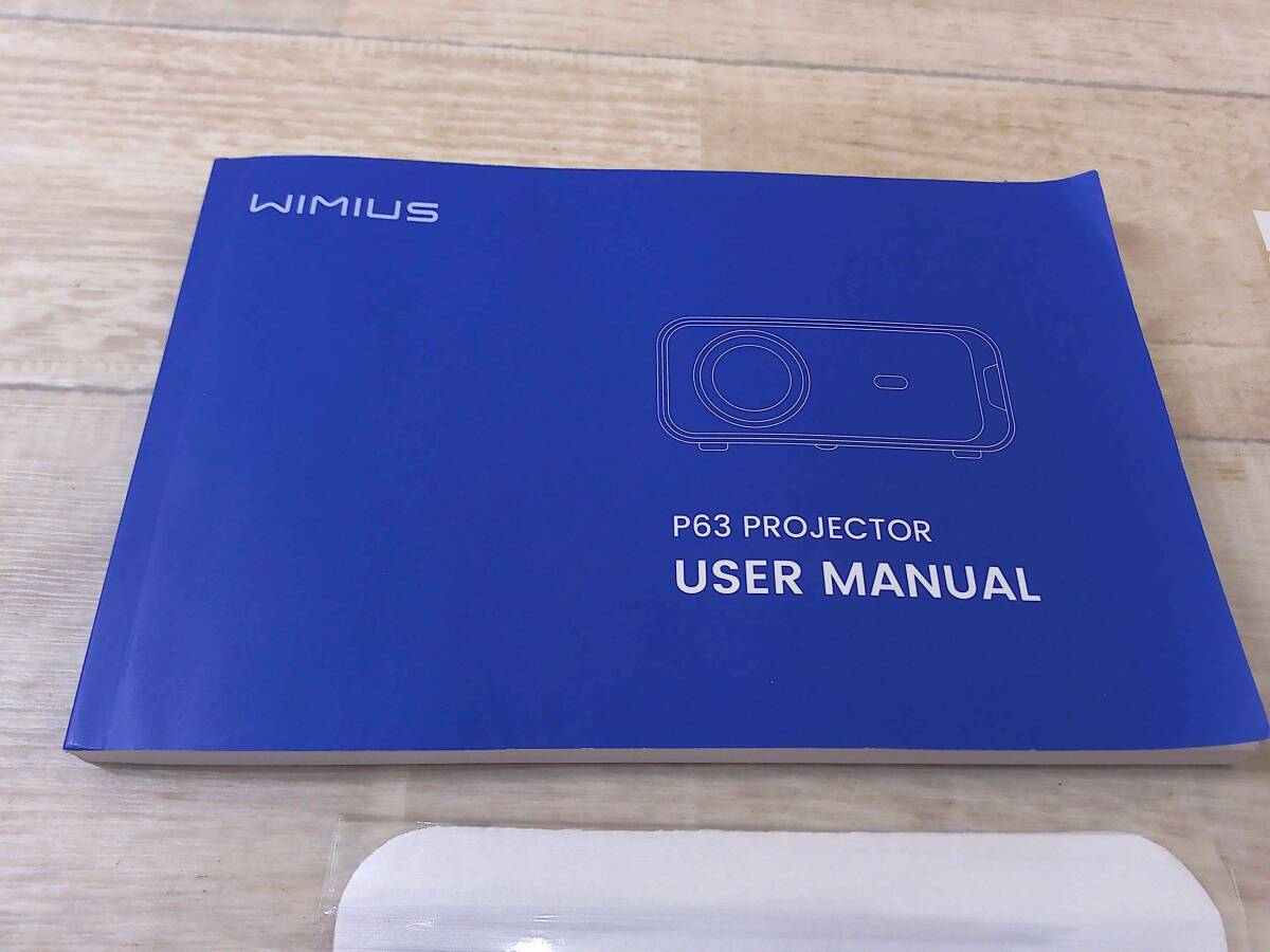 02475PS24【未使用】【Android TV搭載】WiMiUS プロジェクター 小型 高輝度700ANSI 三脚スタンド付き WIFI6 Bluetooth5.3 P63の画像10