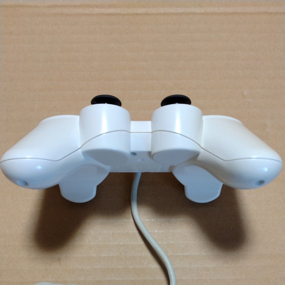 【PS2】 アナログコントローラー　DUALSHOCK2　セラミック・ホワイト　デュアルショック2　SCPH-10010CW