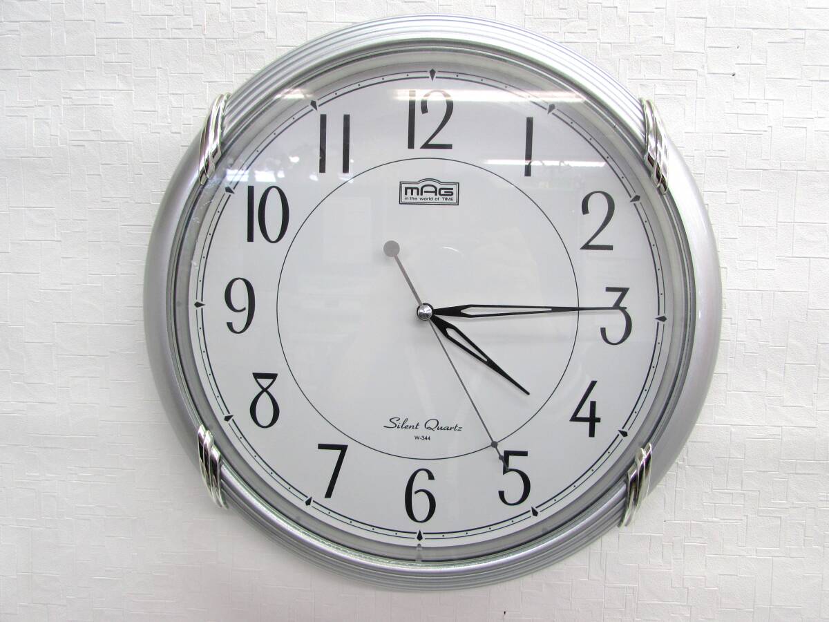 MAG サイレントクォーツ 壁掛け時計 アナログ 掛け時計 W-344 シルバー×ホワイトの画像1