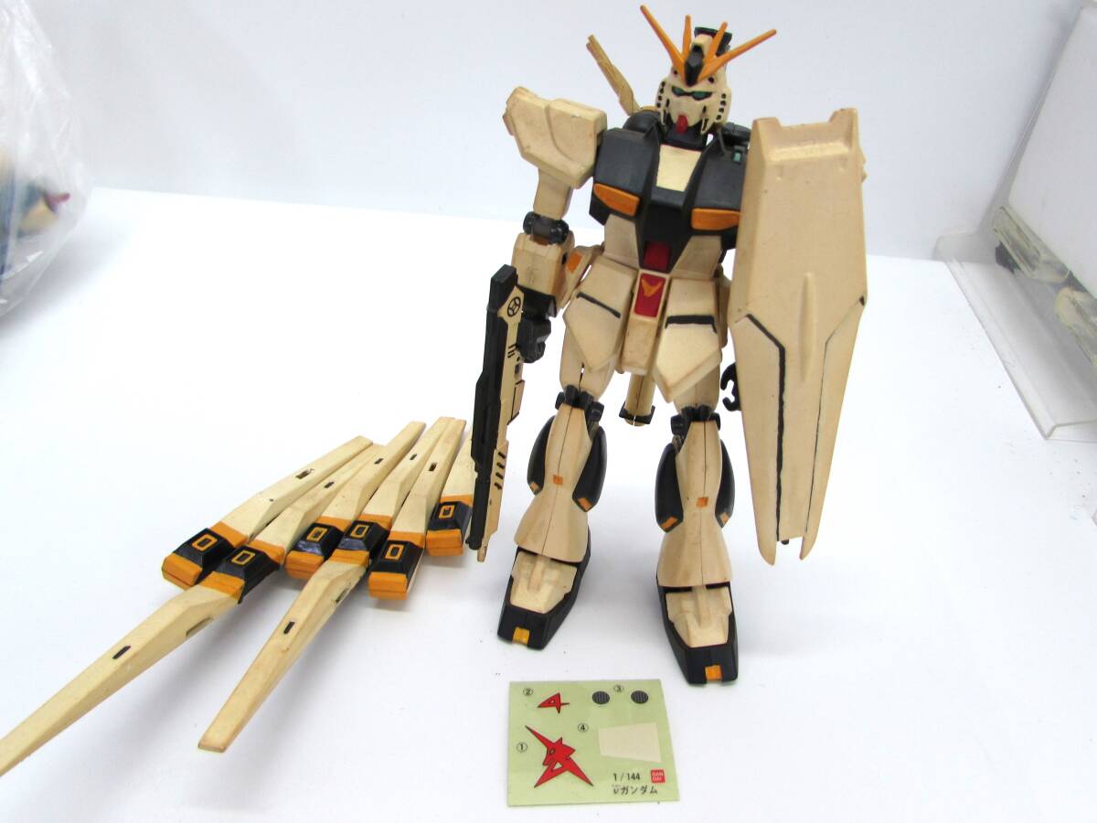 完成品 現状品 旧キット ガンプラ RX-93 νガンダム ニューガンダム 1/144 機動戦士ガンダム 逆襲のシャア バンダイ プラモデル D-日本代購代Bid第一推介「Funbid」