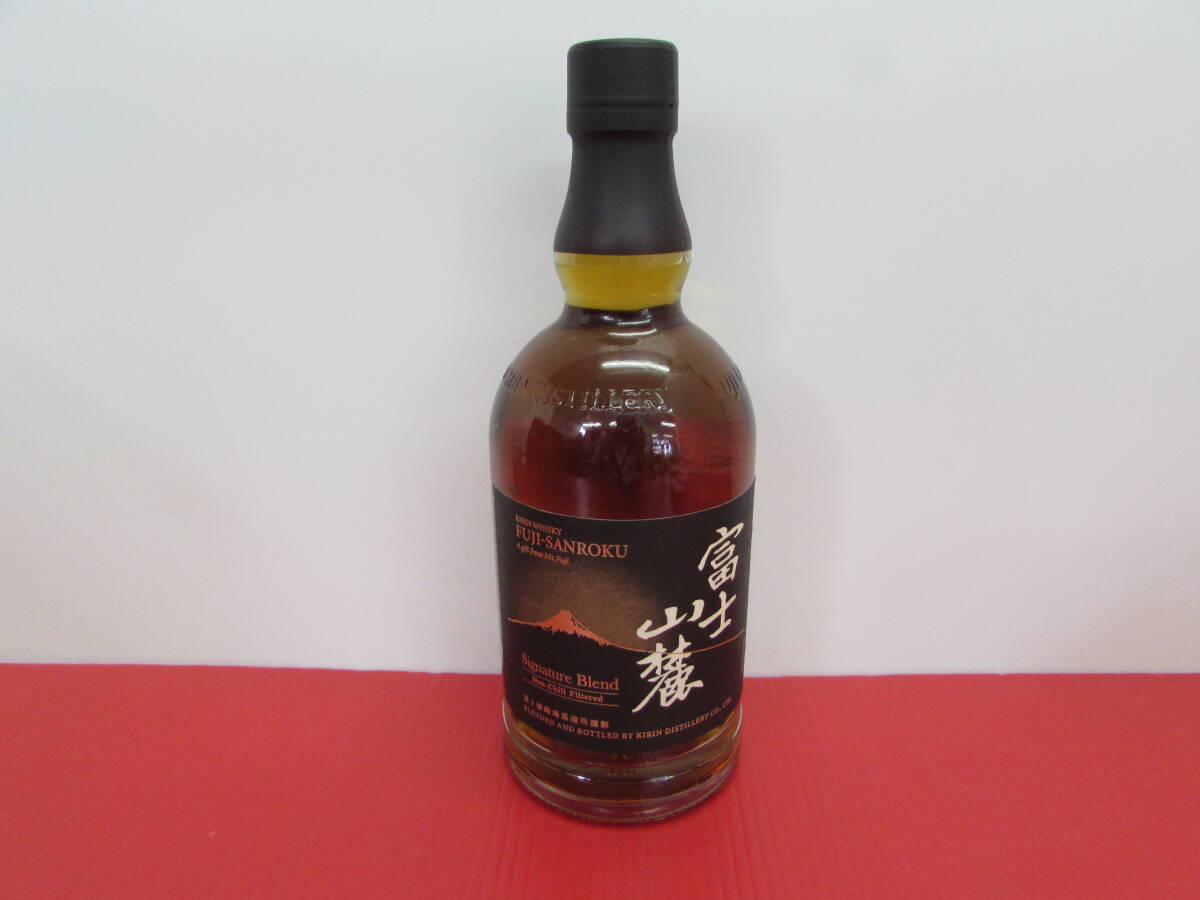 未開栓 KIRIN WHISKY キリン ウイスキー 富士山麓 FUJI-SANROKU シグネチャーブレンド Signature Blend 700ml 50％ お酒_画像2