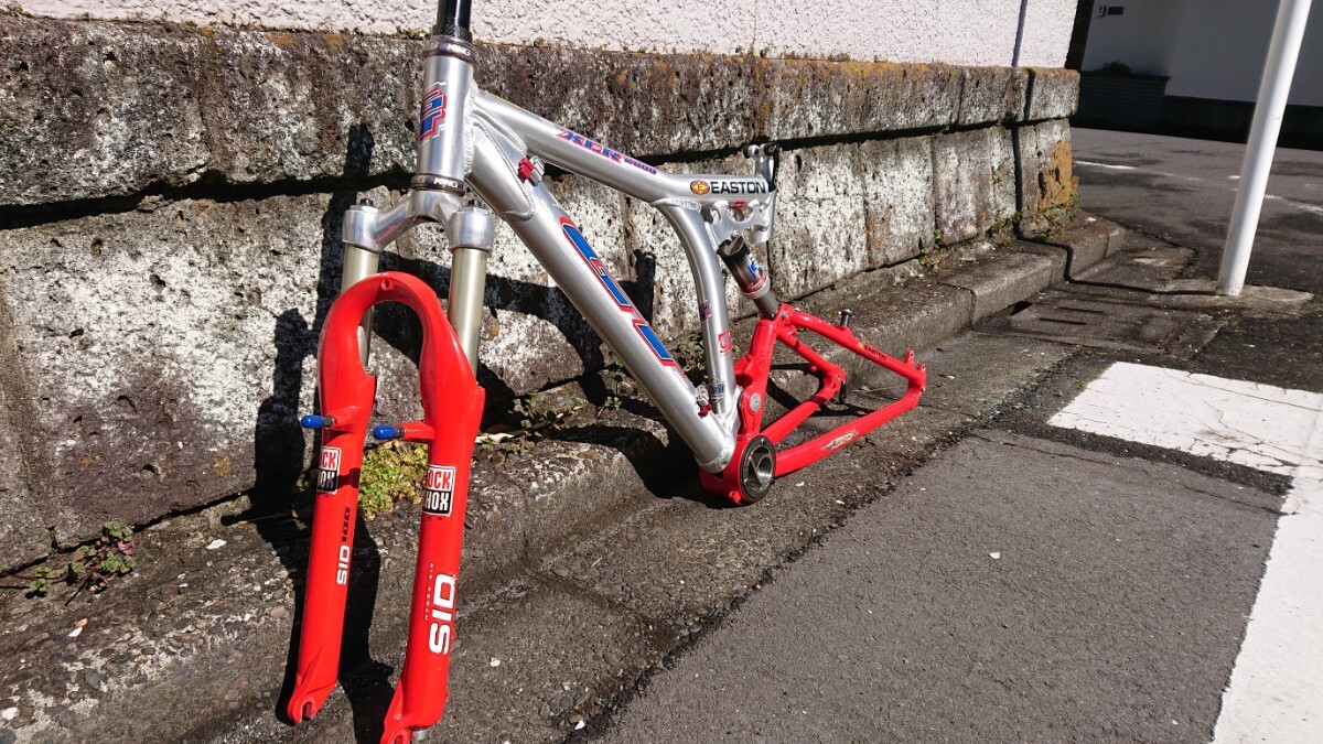 Yahoo!オークション - GT I-DRIVE XCR2000 + ROCKSHOX SID100 Yahoo!オークション - GT I-DRIVE XCR2000 + ROCKSHOX SID100