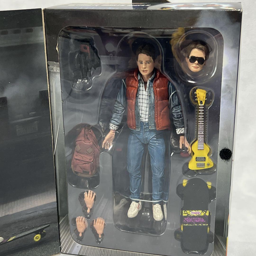 未開封☆NECA ネカ バック・トゥ・ザ・フューチャー マーティ＆ドク 35周年 アルティメット 7インチ アクションフィギュア_画像4