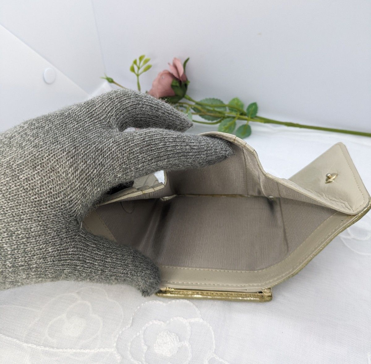 ANTEPRIMA 三つ折り財布 アンテプリマ ドット柄 水玉 レザー ANTEPRIMA 三つ折り財布 アンテプリマ ドット柄 水玉 レザー
