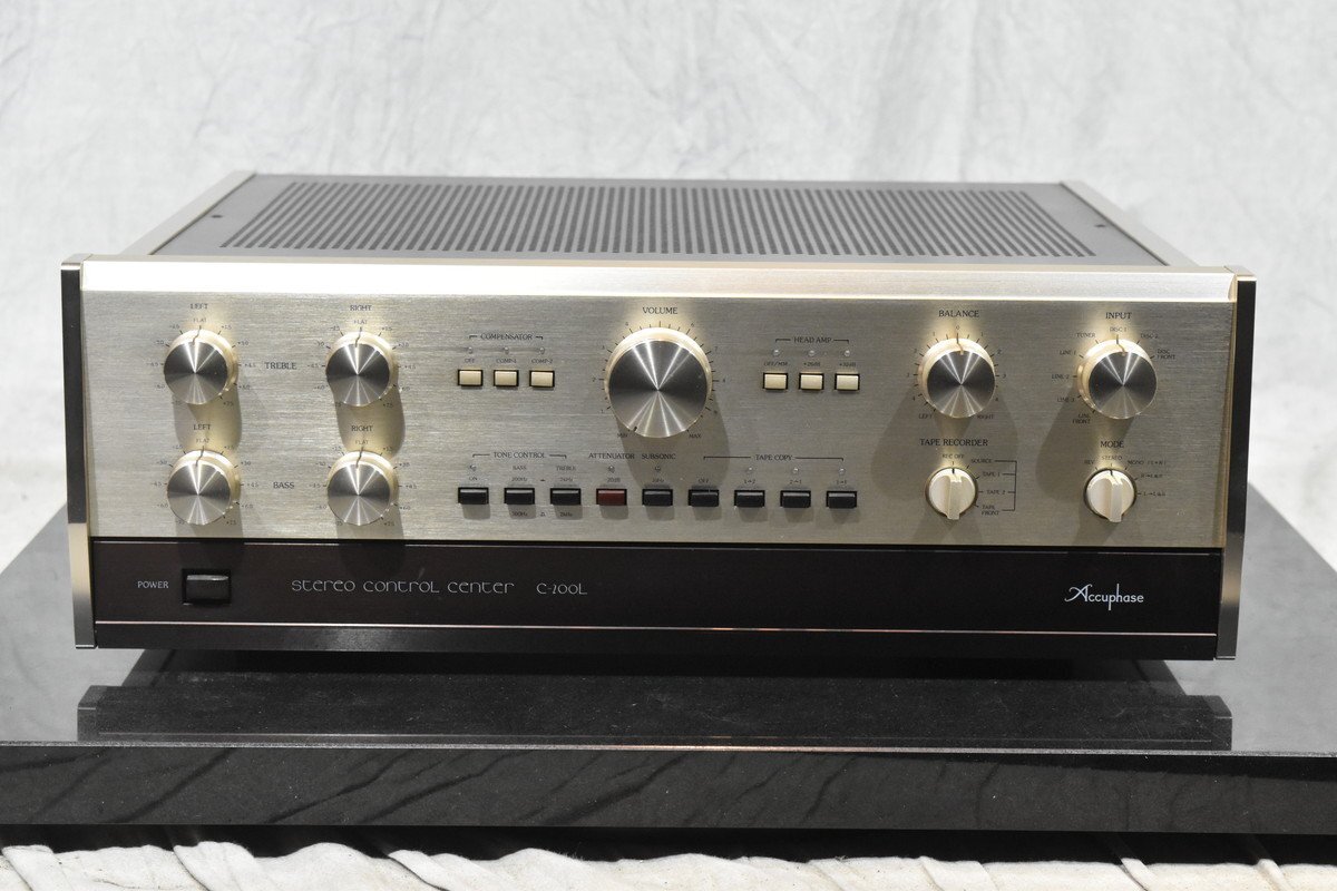 Accuphase アキュフェーズ コントロールアンプ プリアンプ C-200Lの画像2