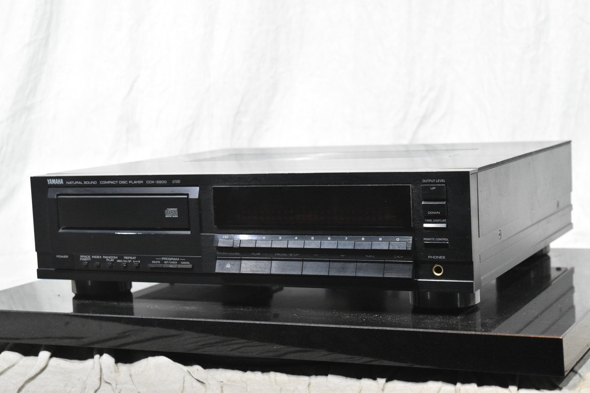 YAMAHA ヤマハ CDプレーヤー CDX-2200_画像1